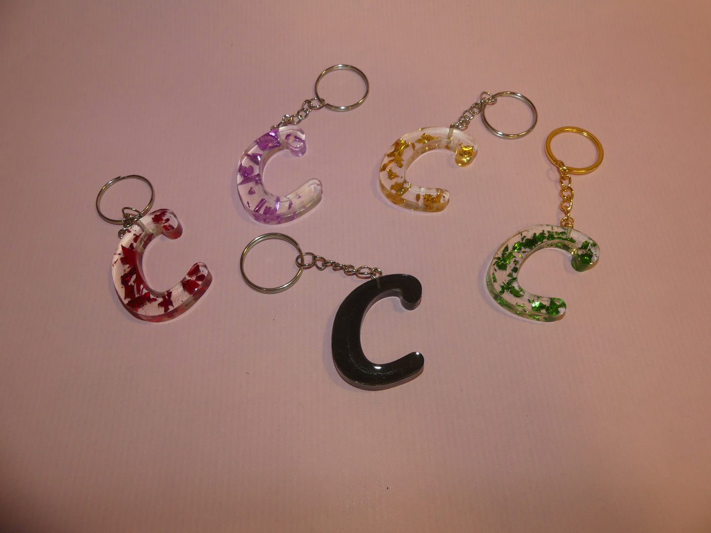 Porte-clefs Alphabet C transparent /feuilles d'or dorées