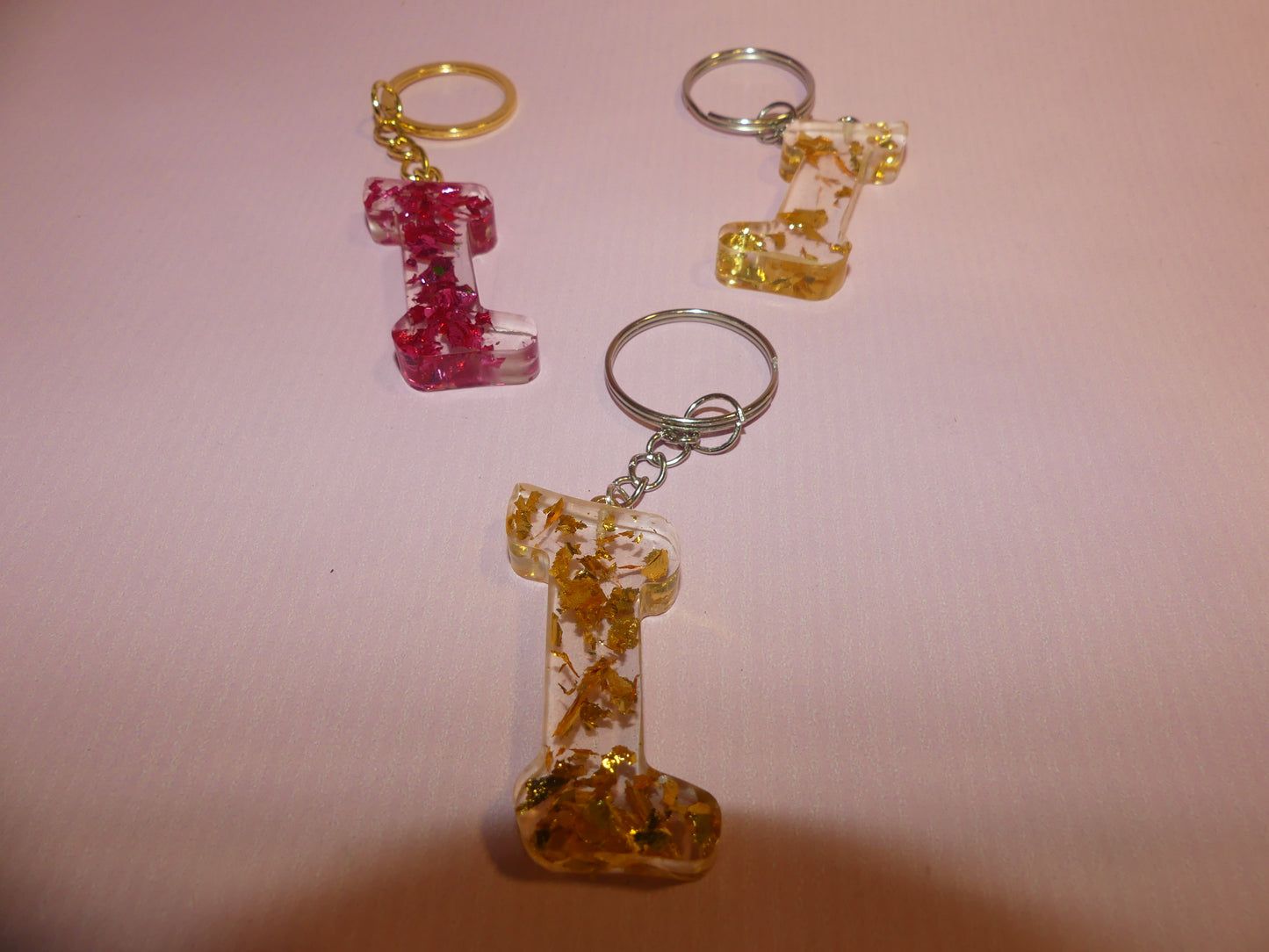 Porte-clefs Alphabet I transparent/feuilles d'or roses