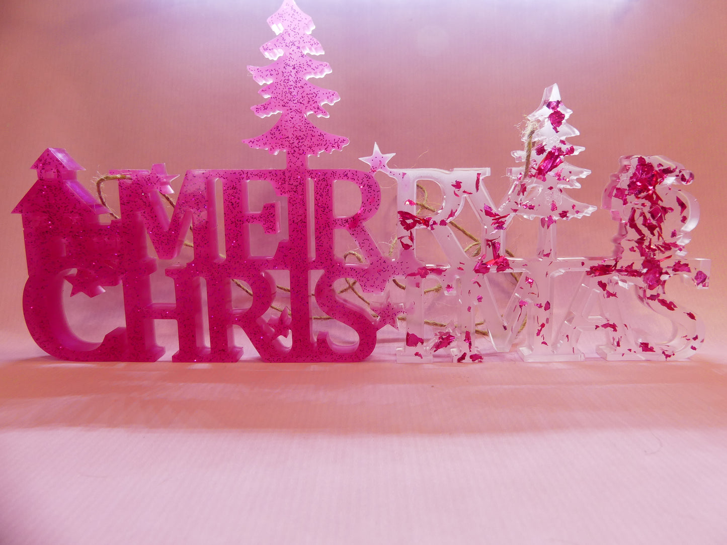 Accroche murale "Merry Christmas"  transparent feuilles d'or roses