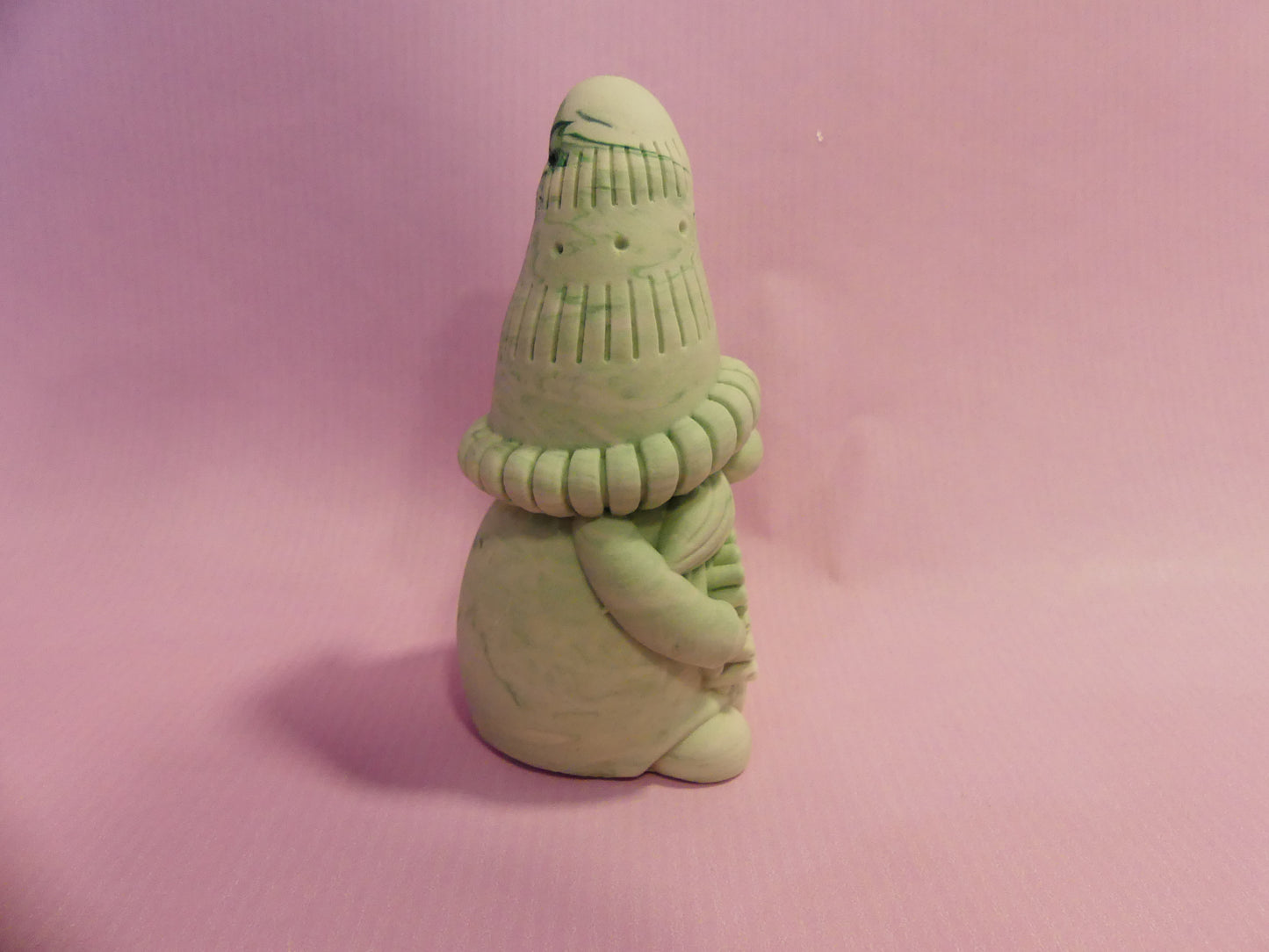 Gnome avec flocon de neige marbré vert